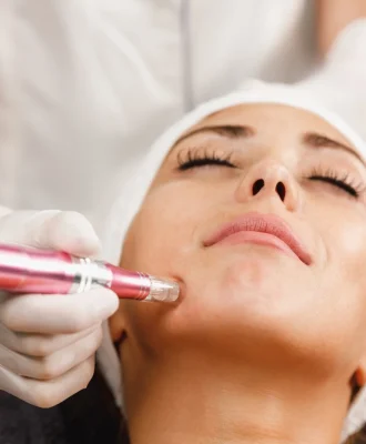 dermapen-treatment-in-a-beauty-salon-2026-01-05-22-46-17-utc