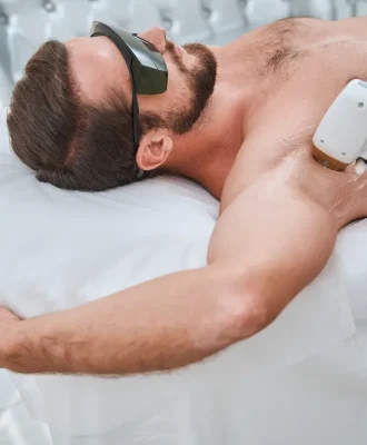 man-in-protective-eyeglasses-during-a-laser-therap-2026-01-05-06-23-02-utc